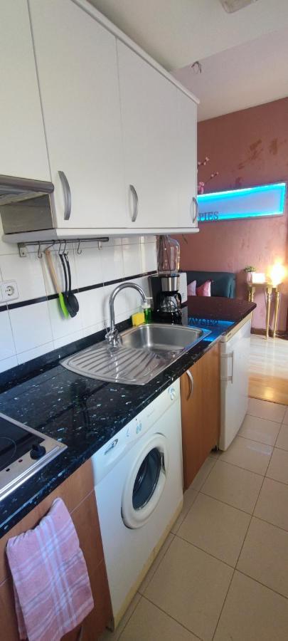 Mini Loft En Calle Amparo Madrid Exterior photo